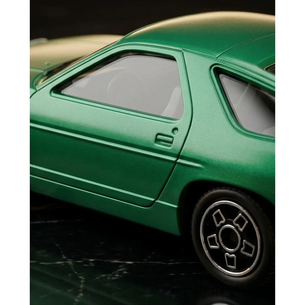 Bburago Porsche 928 Green Diecast Car 1/43 Vintage 1980s Made in Italy 4191
